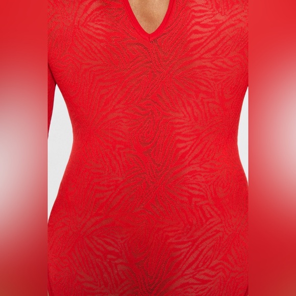 Fabletics + Yitty Hot Mesh Long Sleeve Shapewear Bodysuit | M | Leave Him on Red - Picture 6 of 9